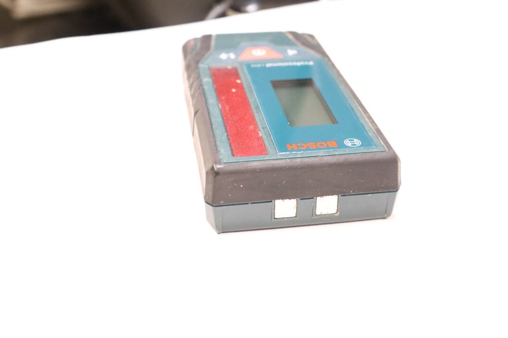 Bosch Model LR10 Laser Level Receiver Red Beam RM