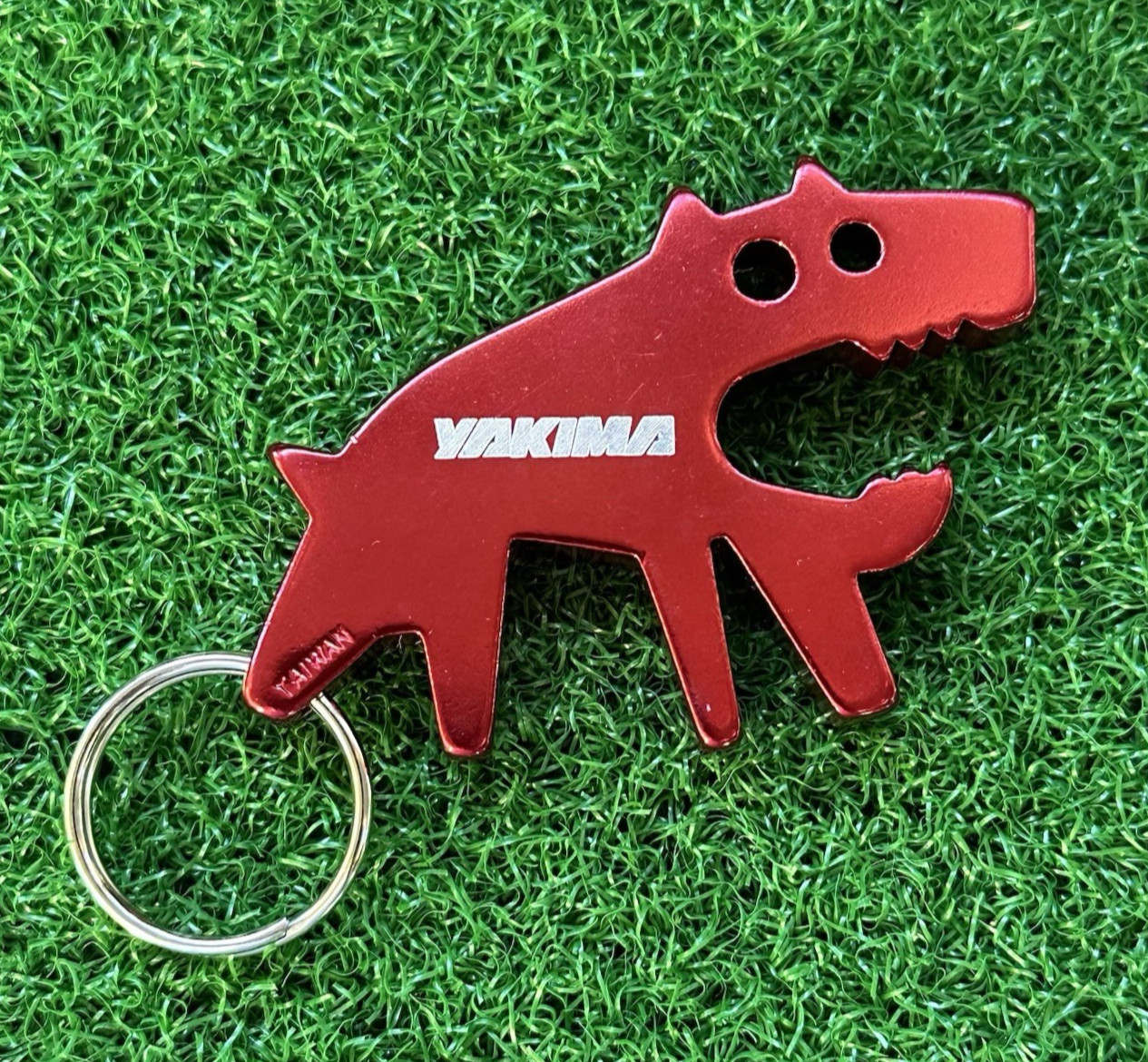 Yakima Auto Rack Red Logo Keychain Bottle Opener Dog Mouth Aluminum Metal 2.5"