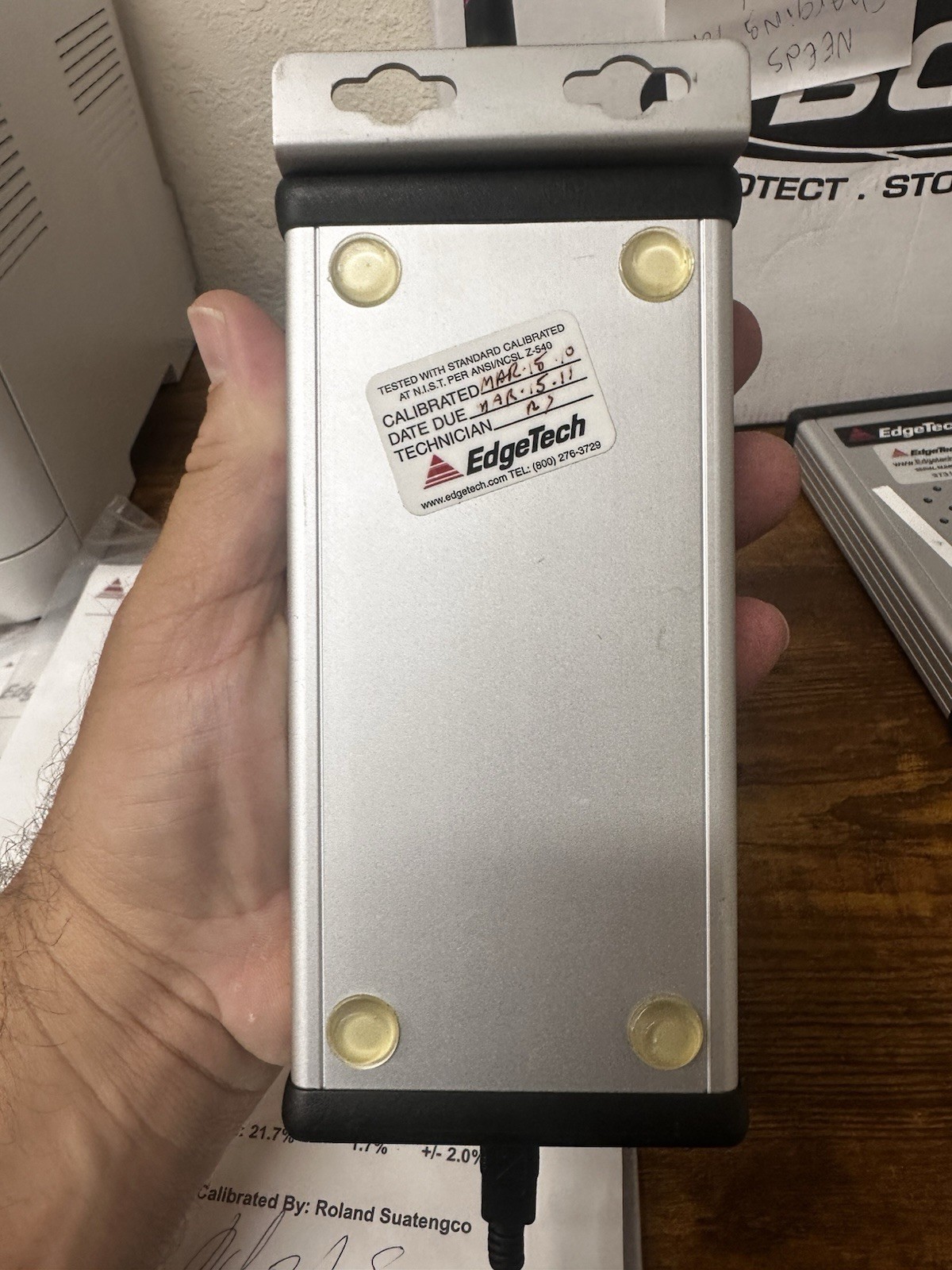 EDGETECH MODEL: 200T Dew Point Hydrometers There’s 7, Please See Pictures Thanks