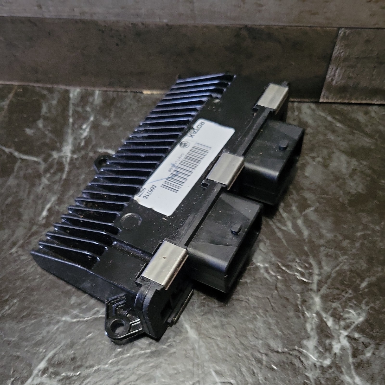 15 Can Am Spyder F3 Computer CDI ECU ECM Box F3-5 SE6 2016 2017 2015