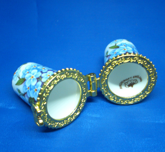 Birchcroft Needle Case -- Forget Me Not