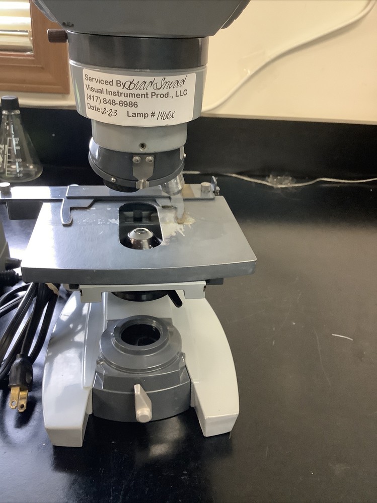 AO Spencer Binocular Microscope with Transformer