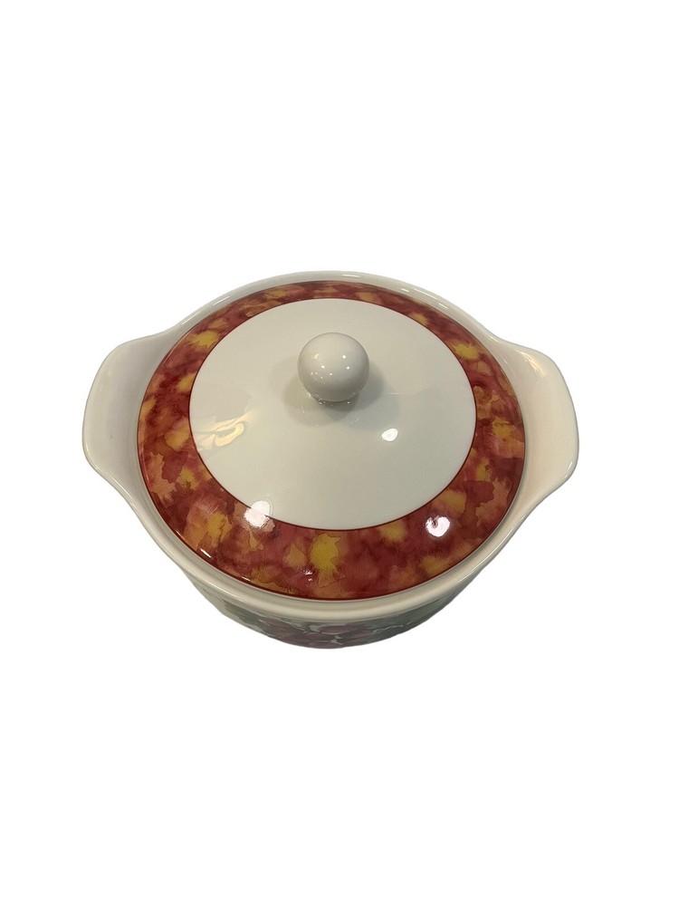3 Quart Round Covered Casserole Vintage Grape (Rust Sponge Border) NWT