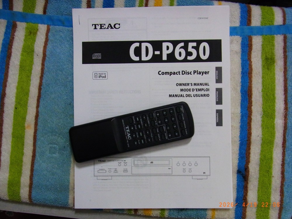 TEAC CD-P650 CD Player with USB Digital Interface Recording/Playback