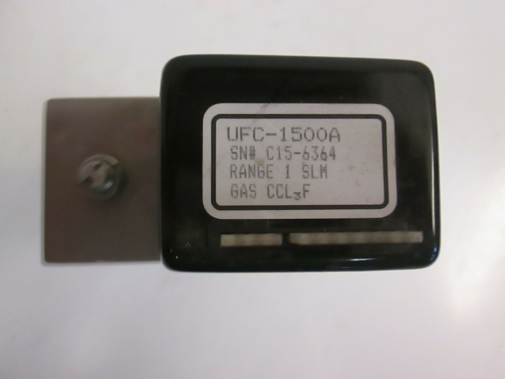 Unit UFC-1500A Mass Flow Controller, Gas-CCL3F, 1 SLM