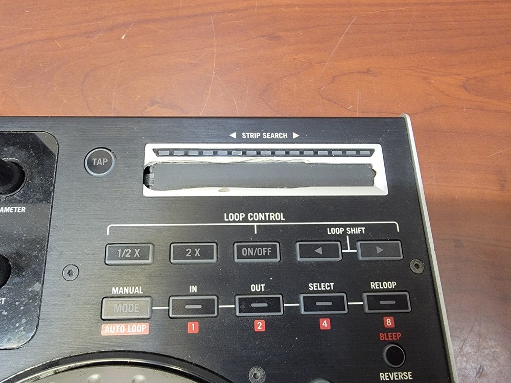 Numark NS6 4-Channel DJ Controller UNTESTED FOR PARTS