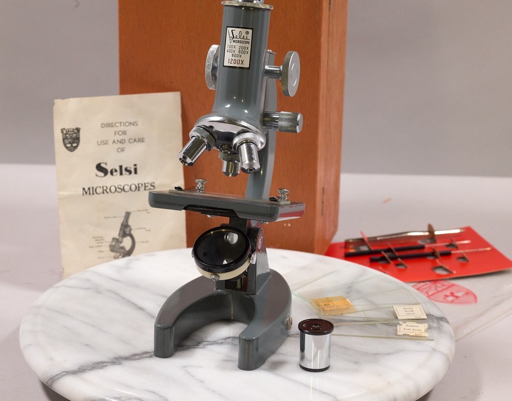 Selsi 1200x microscope with box and accessories. Immaculate condition.