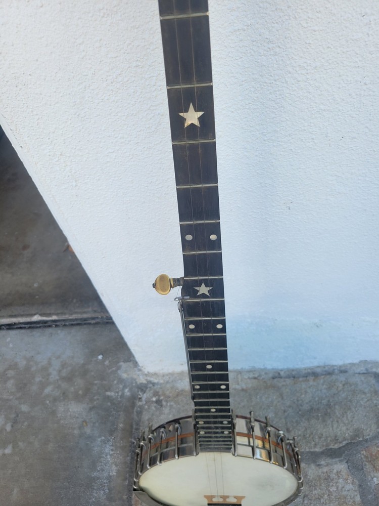 Long Neck 5 String Banjo