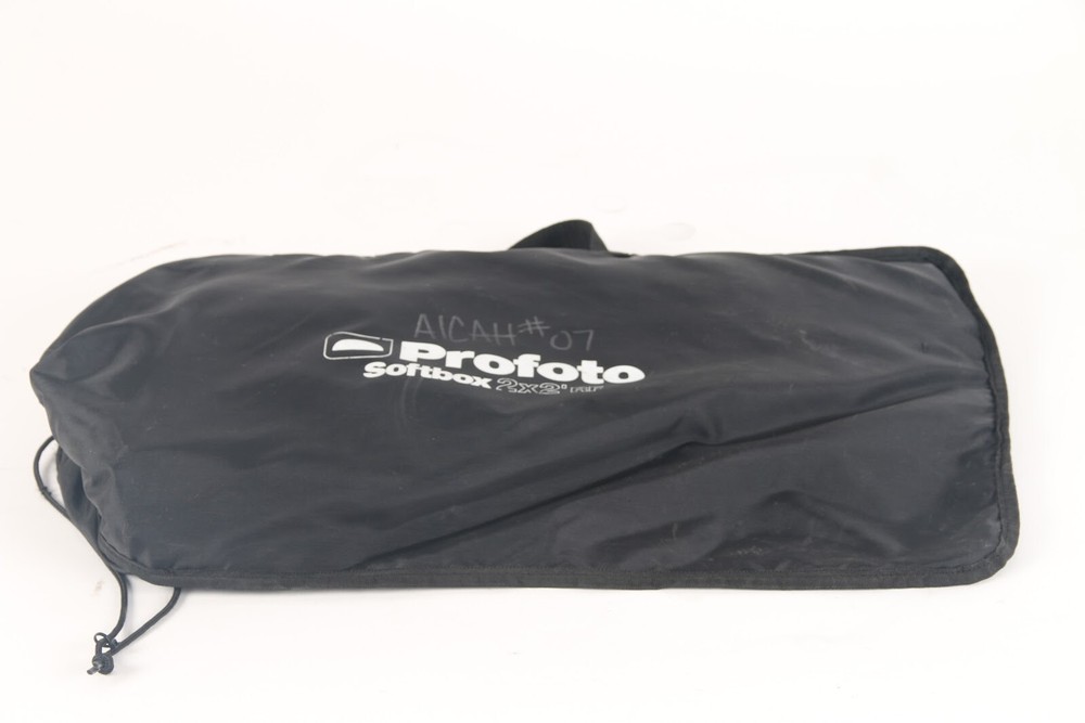 Profoto 2X2' RF Softbox With Bag, Rods, Interior/Exterior Diffusers
