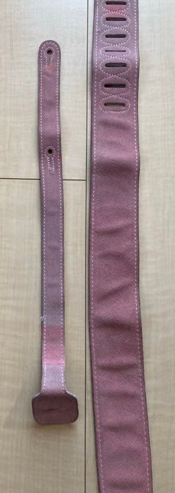 Fender Guitar Strap Vintage Style Adjustable Accessory Comfort leather E936