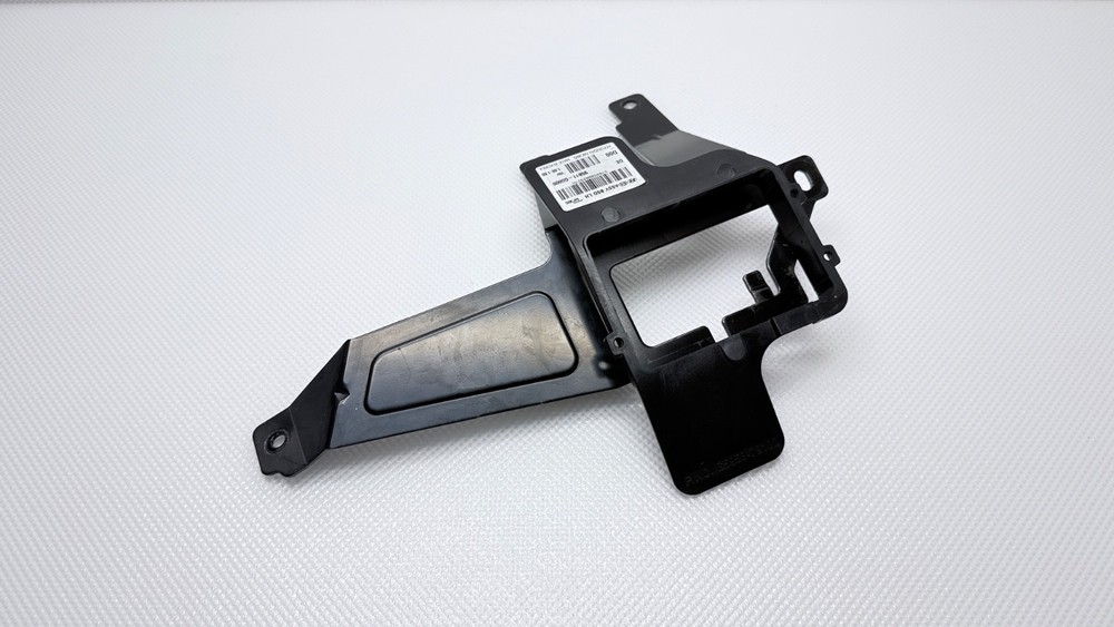 2019 - 2022 KIA NIRO REAR LEFT SIDE BLIND SPOT RADAR SENSOR MODULE BRACKET OEM
