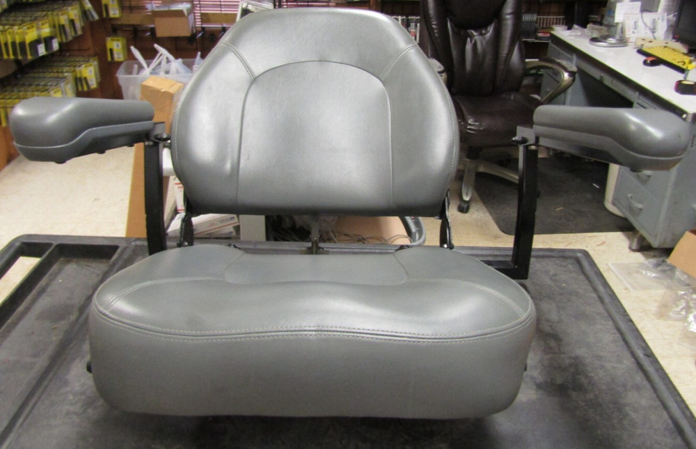 Rascal 600 Mobility Scooter Seat with Arm Rests