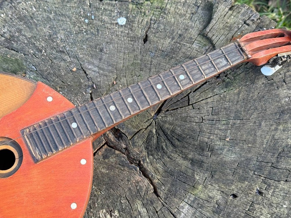 Vintage domra 4 strings / national stringed instrument