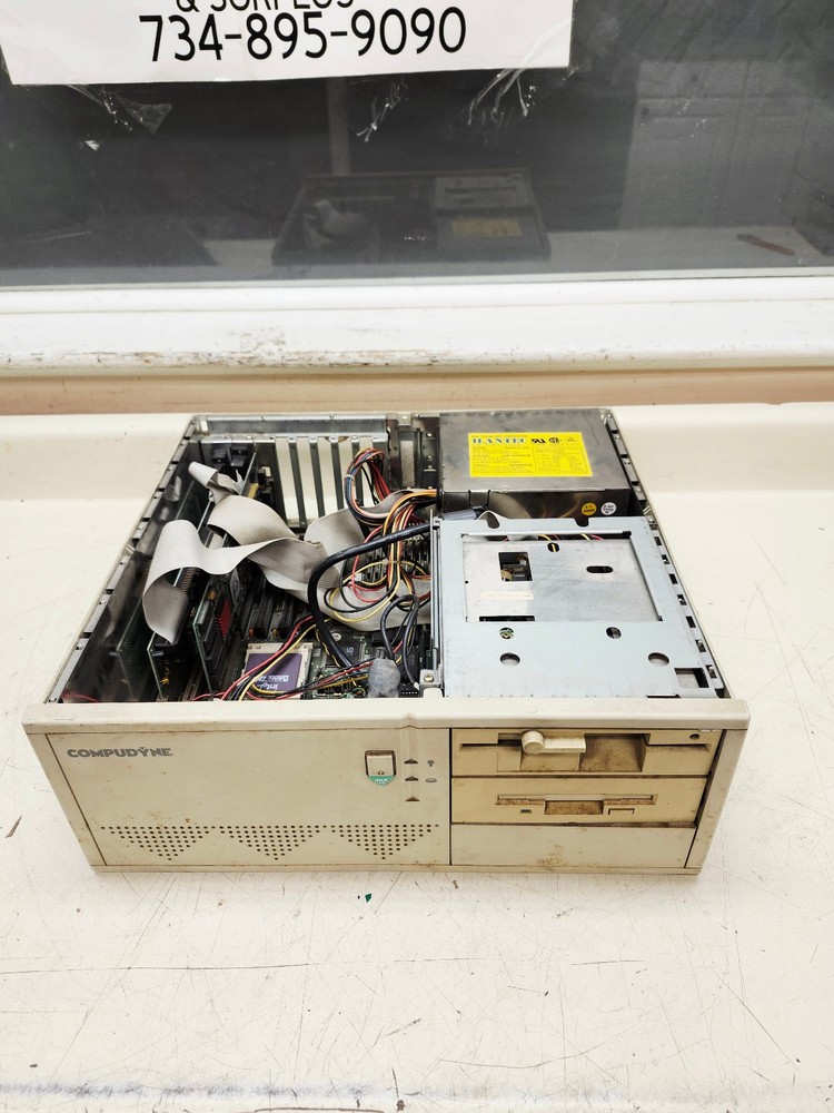 Compudyne 3SX/16 Computer w/ i486 DX2 Processor & Orchid Video Card Used