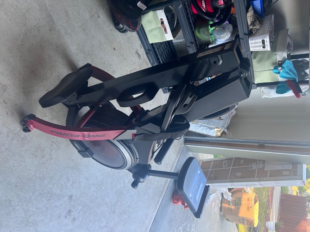  Pro-Form 750R  Foldable Rowing Machine - iFIT Compatible