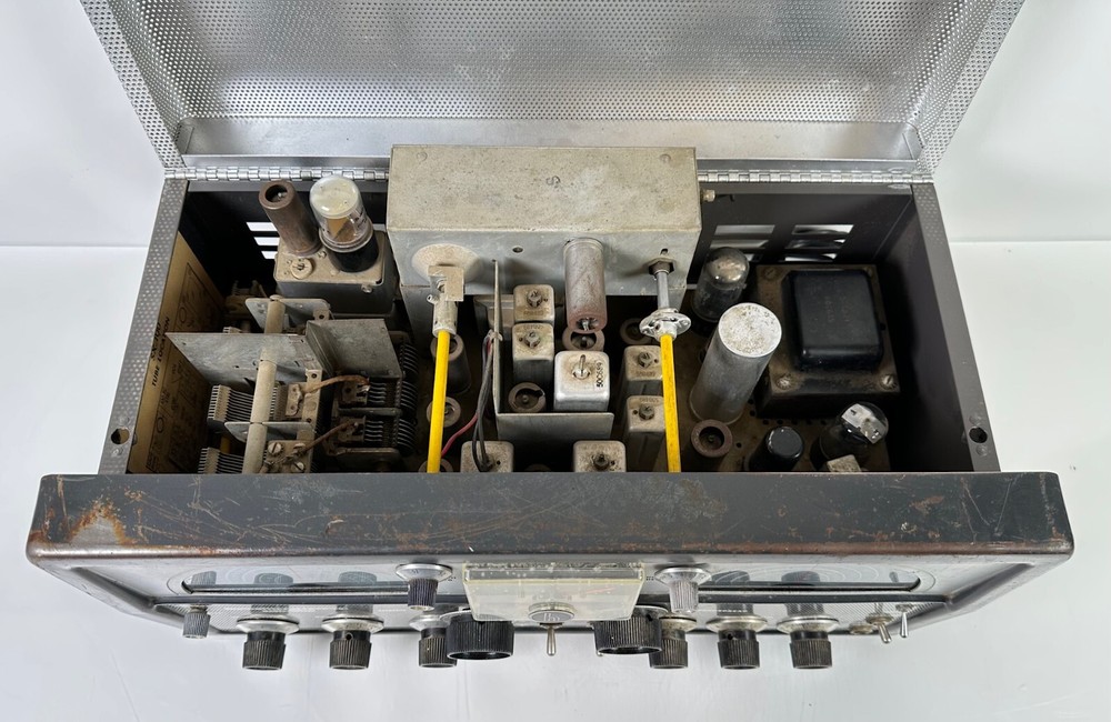 The Hallicrafters Co. SX-100 Ham Receiver