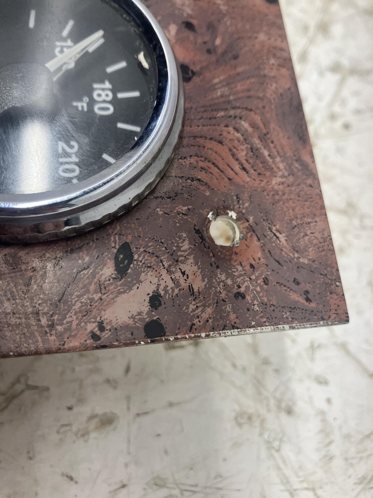 International 9200 GAUGE Dash Panel - Used