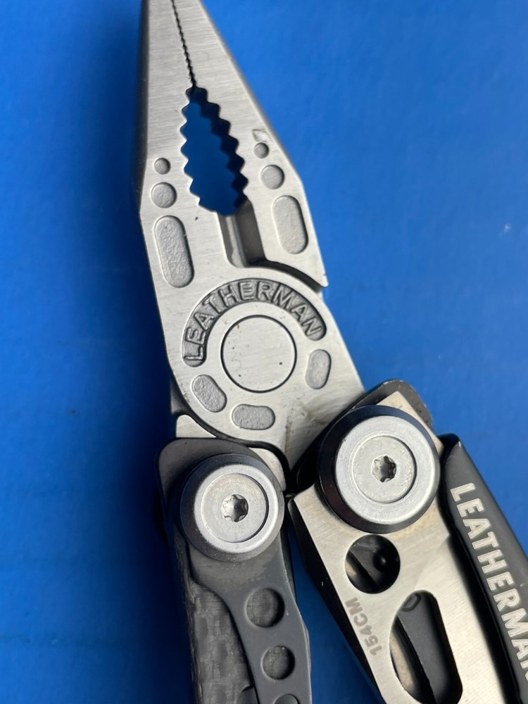 Leatherman Skeletool CX Multi-Tool Pliers Combo Knife Bit Driver