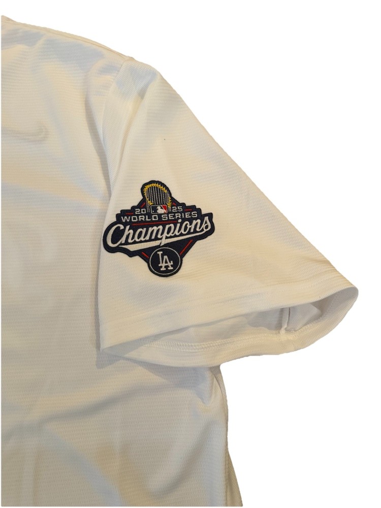 Max Muncy Dodger Signed Auto Inscribed “Back 2 back Champs 25”WS Jersey MM Auth