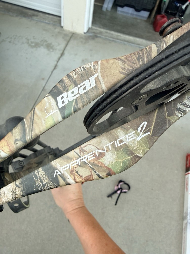 Bear Apprentice 2 Compound Bow Camo Youth Archery MPN Apprentice 2 Model
