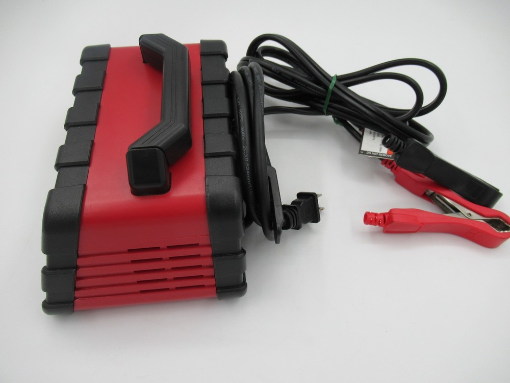 Viking 12V 2/8/15 Amp Fully Automatic Battery Charger, Microprocessor Controlled