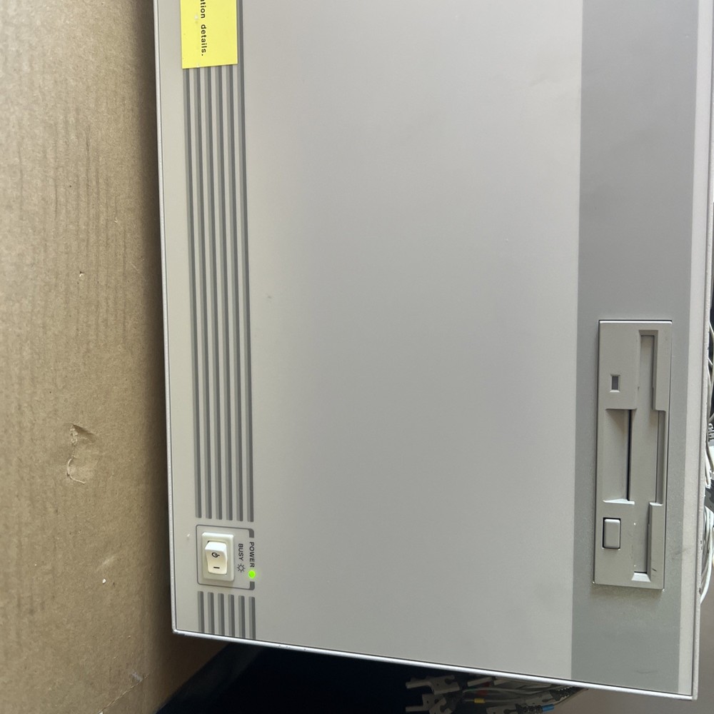 Agilen 16700A Logic Analysis syste