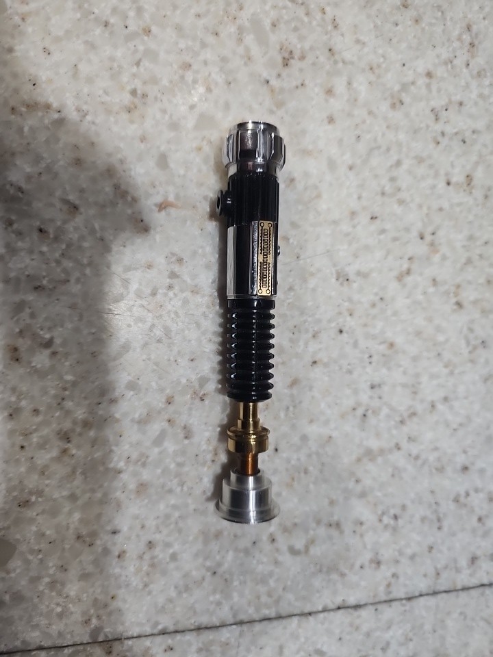 2005 star wars lightsaber master replicas .45 Scale