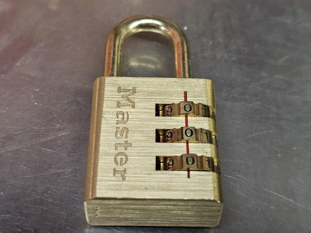 Master Lock - Brass Finish 30mm 3 Digit Combination Padlock