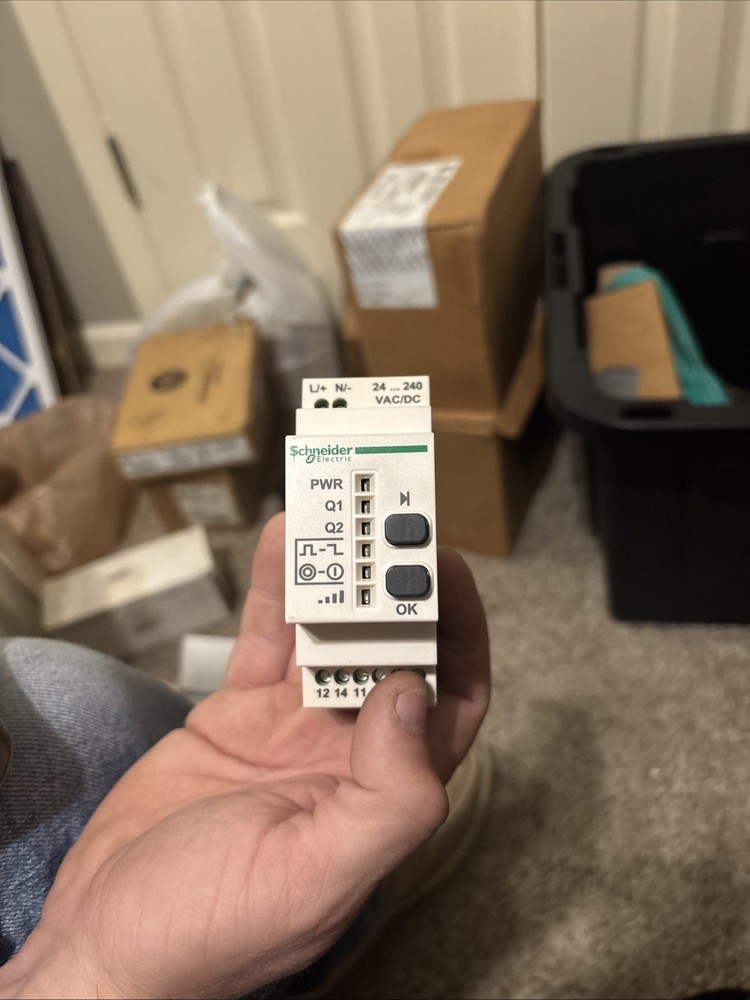 Schneider Wireless Transmitter for Batteryless Push Button
