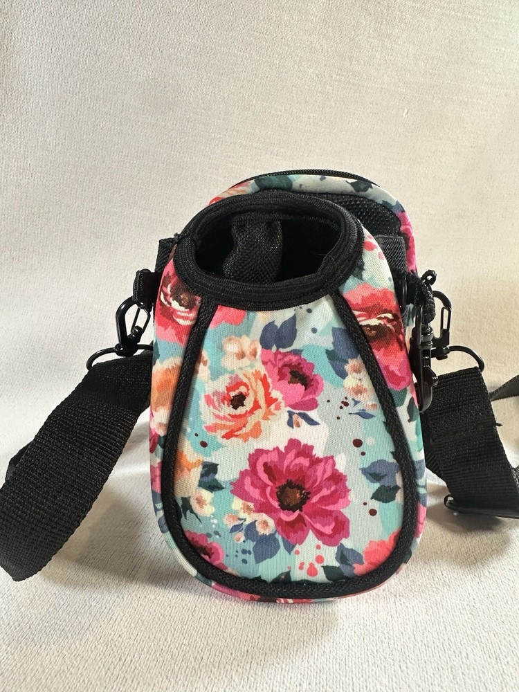Floral Hydropouch