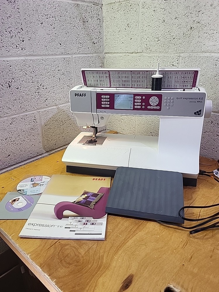 Pfaff Quilt Expression 4.0 Sewing Machine With IDT- Working , Clean+ Extras.