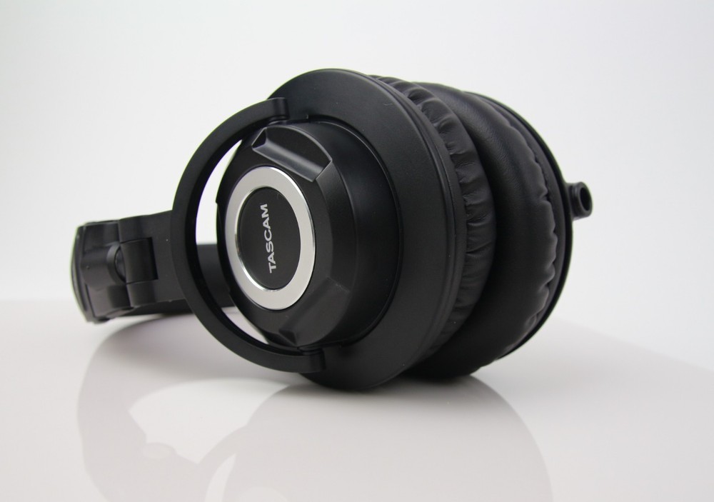Tascam - TH-07 - HD Studio Headphone - Black