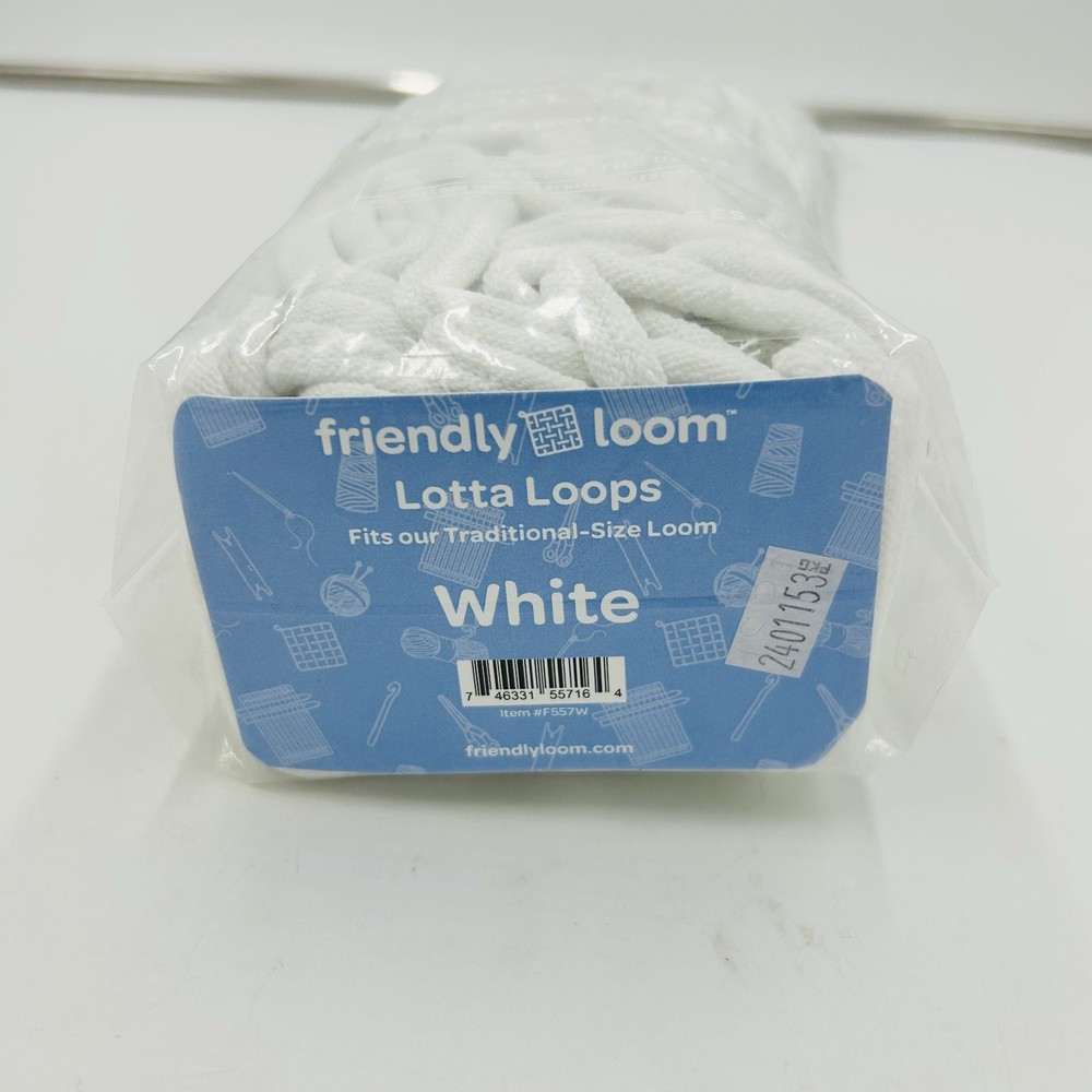 Friendly Loom | Lotta Loops 7” Traditional-Sized White Potholder