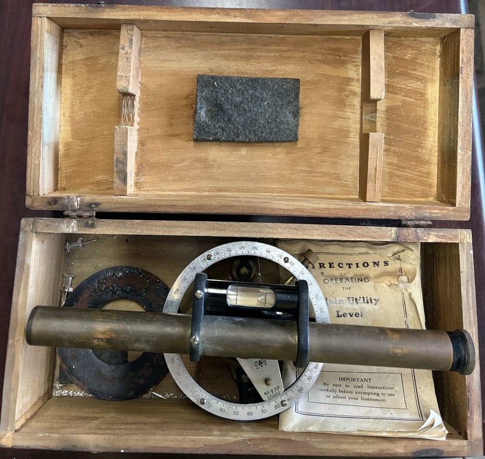 Leveling Instrument Vintage