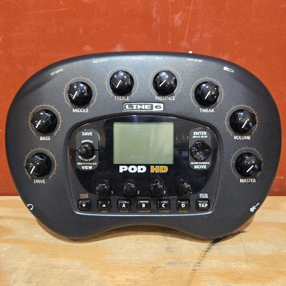 LINE6 POD HD Black Guitar Multi Effector