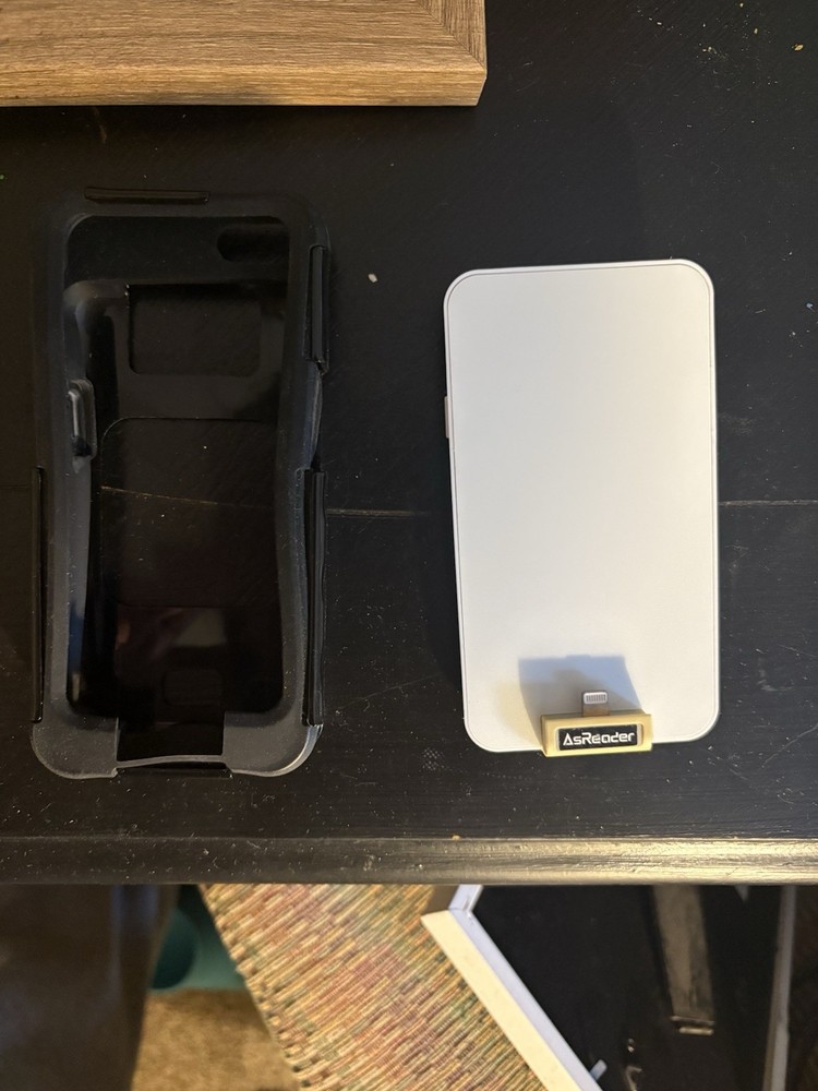 AsReader ASR-010D W/ Protective Case
