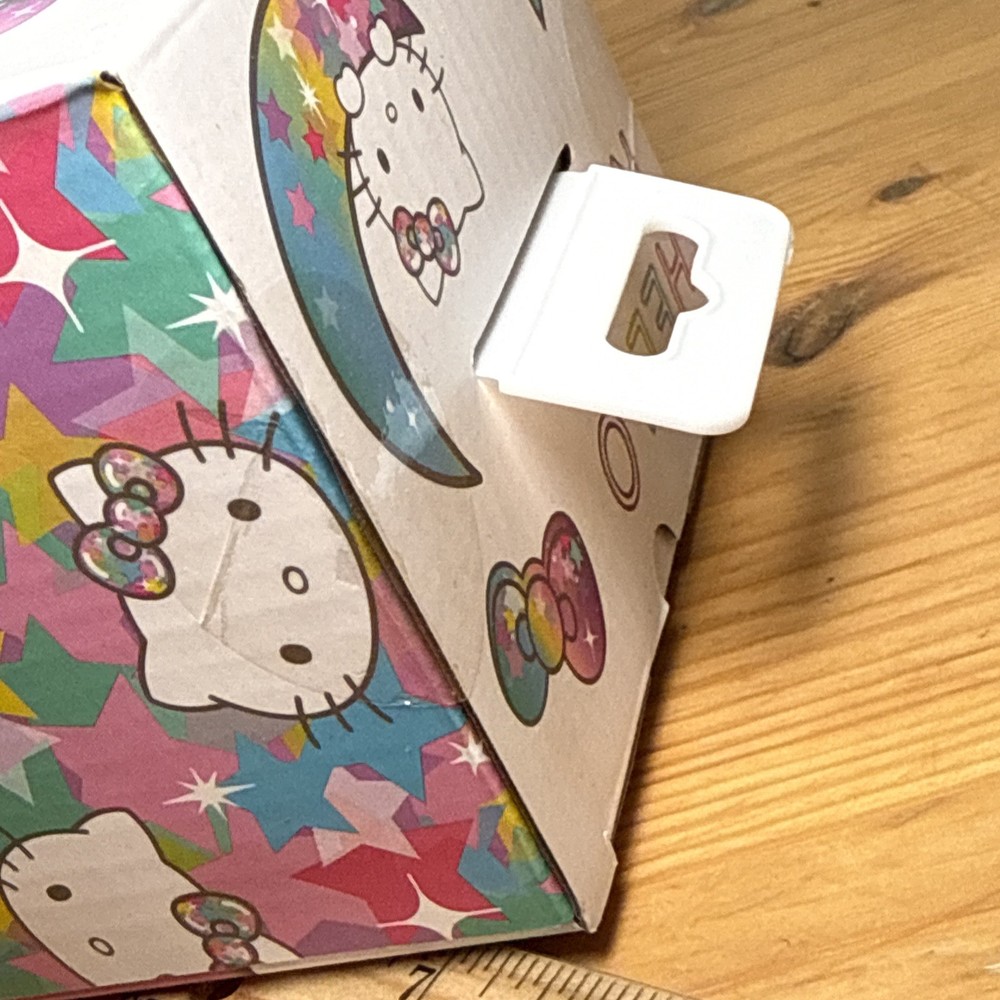NEW Hello Kitty Bluetooth Karaoke Microphone Wireless Speaker NIB USB Charging