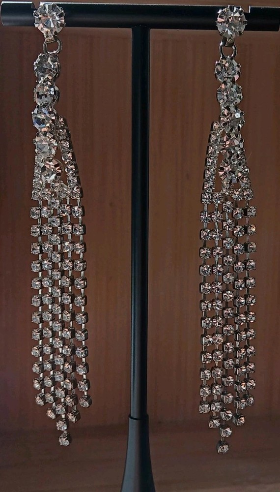 Vintage Style Rhinestone Dangling Earrings