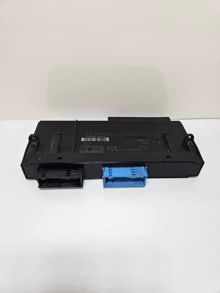 2005 BMW 330i E91 E92 Body Control Module H1 6983302 OEM