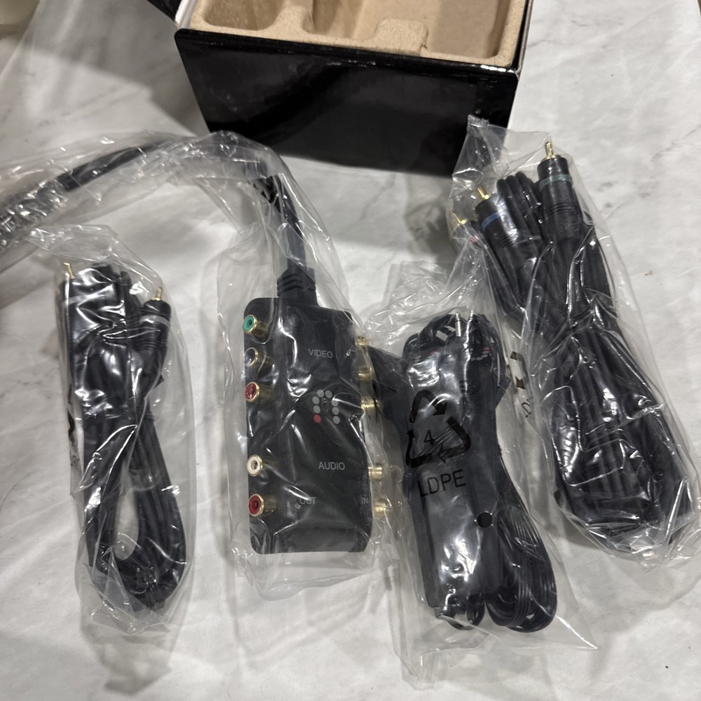 Slingbox Pro HD Connect Component Cable Model HD200-100 New Open Box 2006