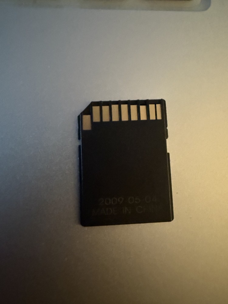 SanDisk MicroSD Micro SD to SD HC SDHC Adapter Memory Card Reader