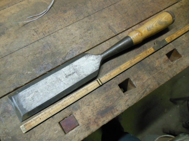 vintage AETCO USA bevel edge socket chisel 2" wide old carpenter tool
