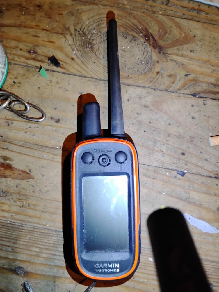 Garmin Alpha 100 Tri-Tronics Handheld GPS f Multi-Dog Tracking & Training NICE!