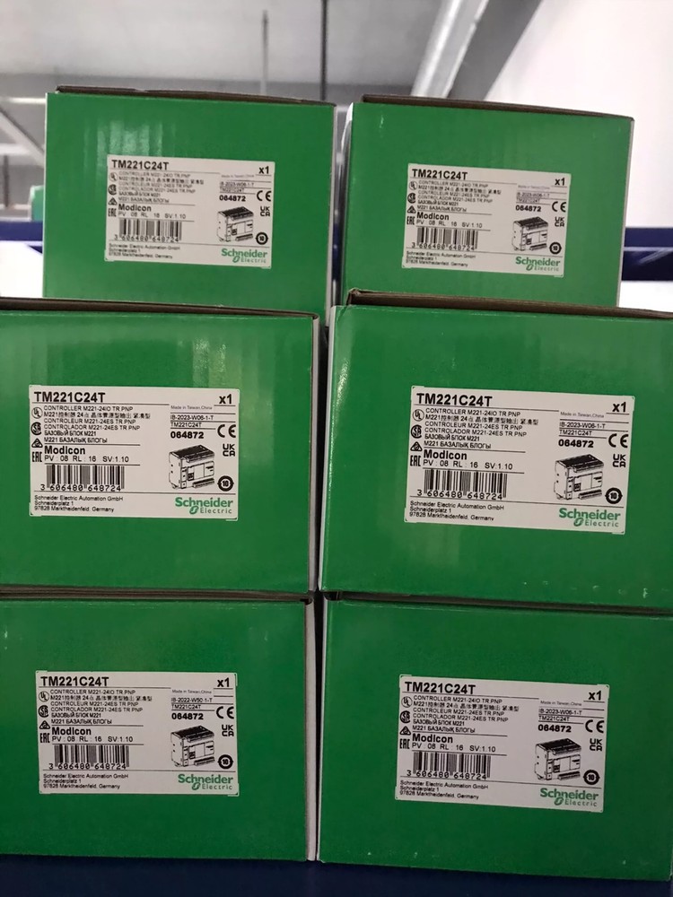 1pc Schneider TM221C24T New Controller