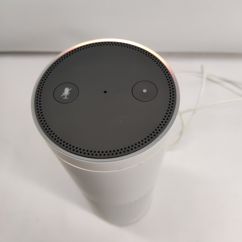 AMAZON ECHO PLUS 1ST GENERATION SMART ASSISTANT ALEXA SPEAKER WHITE SK705DI
