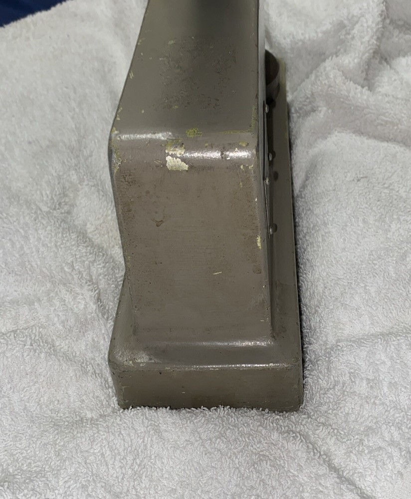 J.A. KING CO Mechanical Sample Cutter MODEL 3090AC