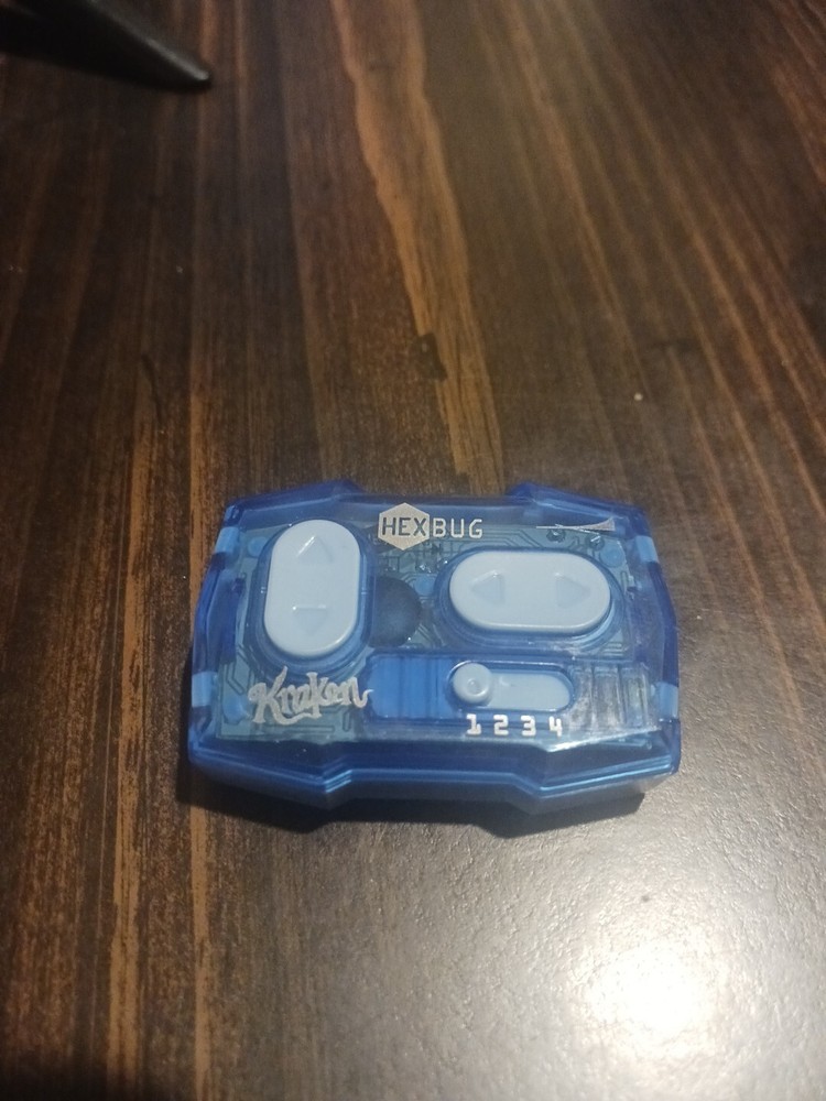 HEXBUG BattleBots Remote Control (Transparent Blue Kraken)