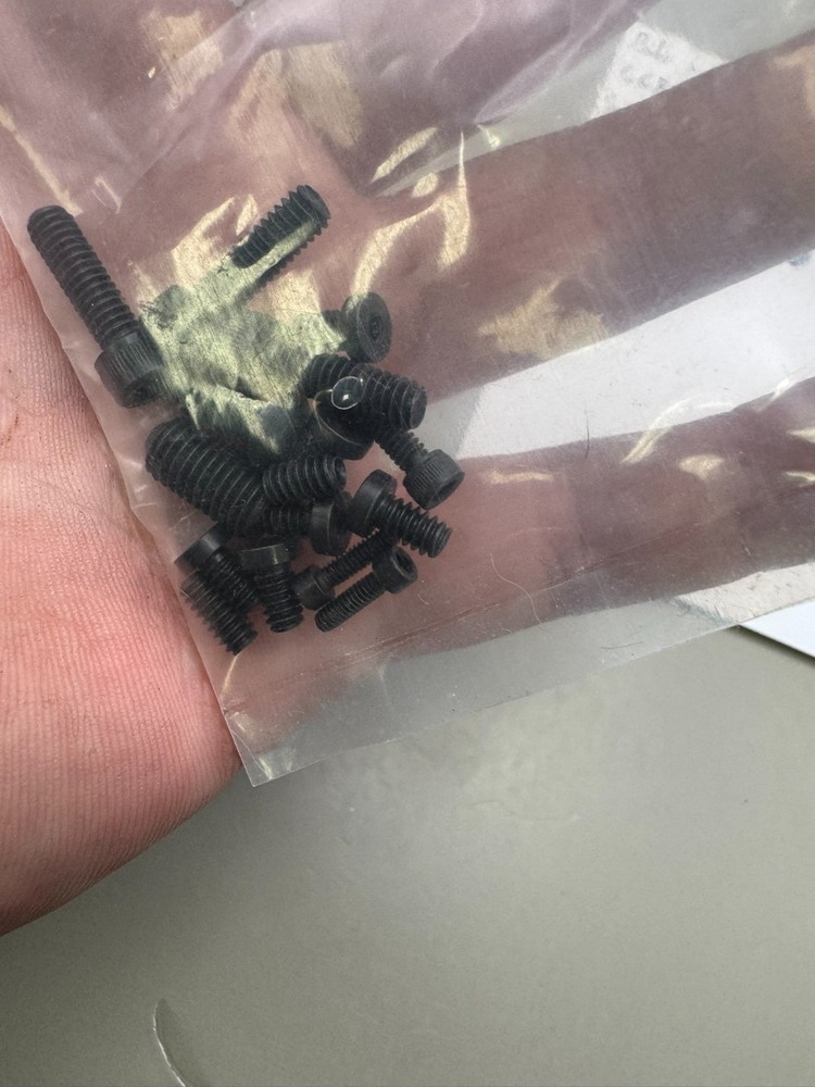 Bob Long G6R Screw Kit-Black