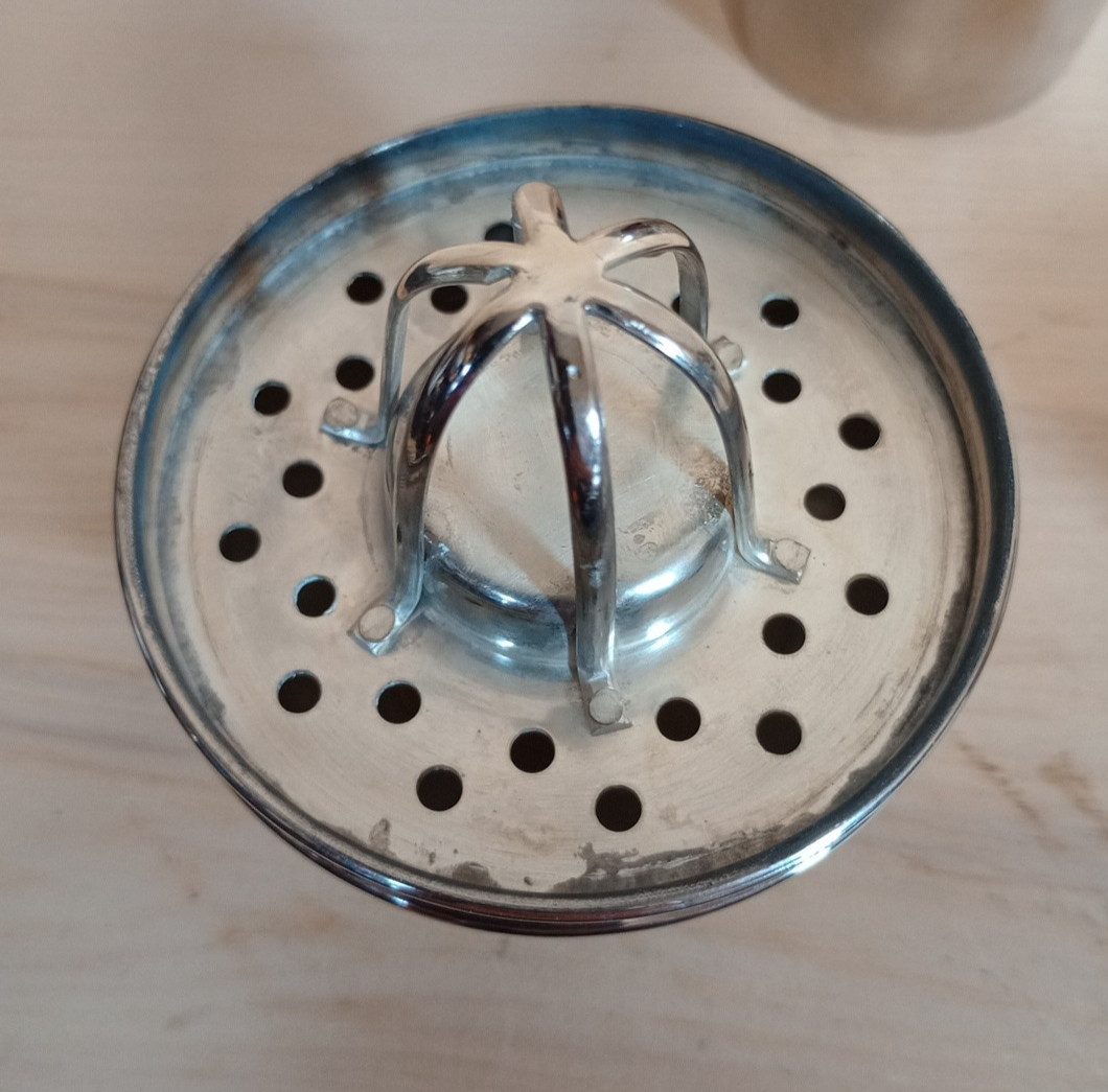 VTG TRAVEL COCKTAIL SHAKER SET WITH 4 SHOT GLASSES & LEATHER CARRYING CASE INDIA