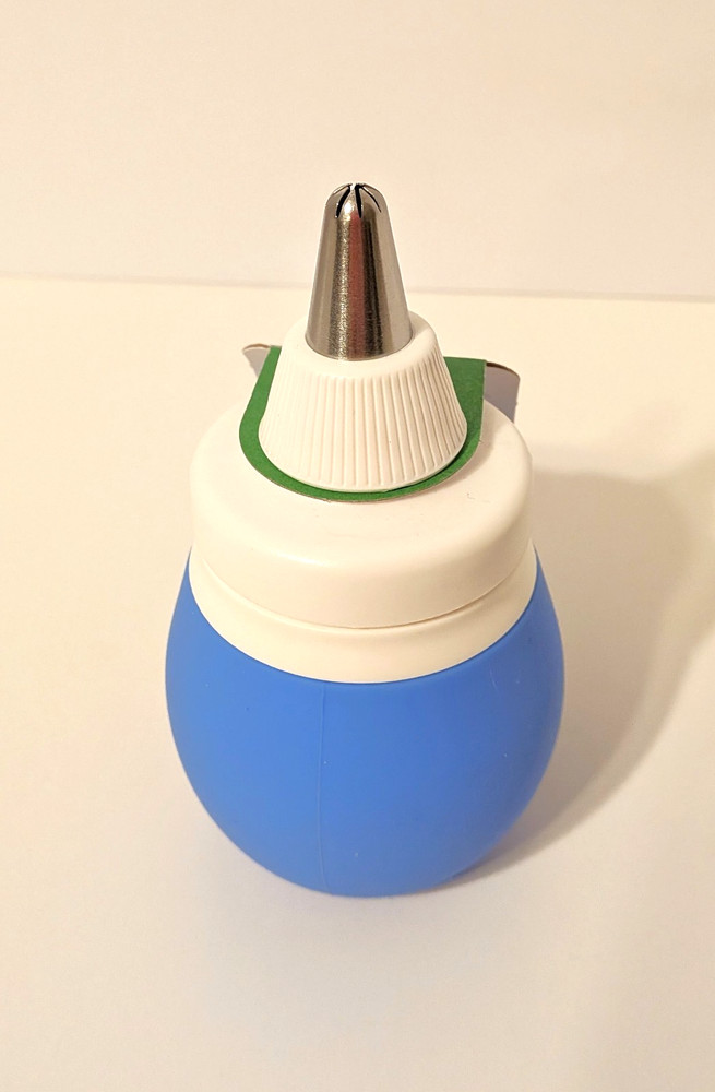 Progressive Prep Works Decorating Bulb Blue with 2 Extra Tips